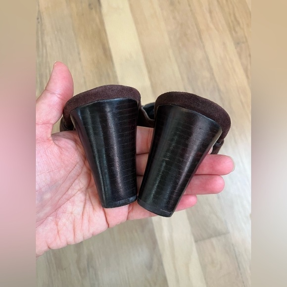 Etienne Aigner Chocolate Brown Suede Mules Size 7.5 - Picture 2 of 5